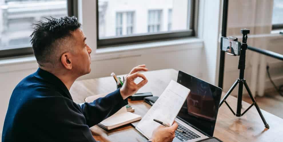 Personne en session de coaching de manager